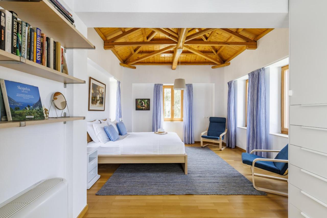 Sunshine Pool Villa Skopelos Eksteriør billede